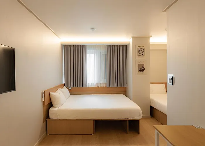 Hostel Zip1972 Near Euljiro & Myeong Seul